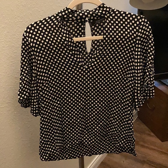 Zara Tops - Cute blouse